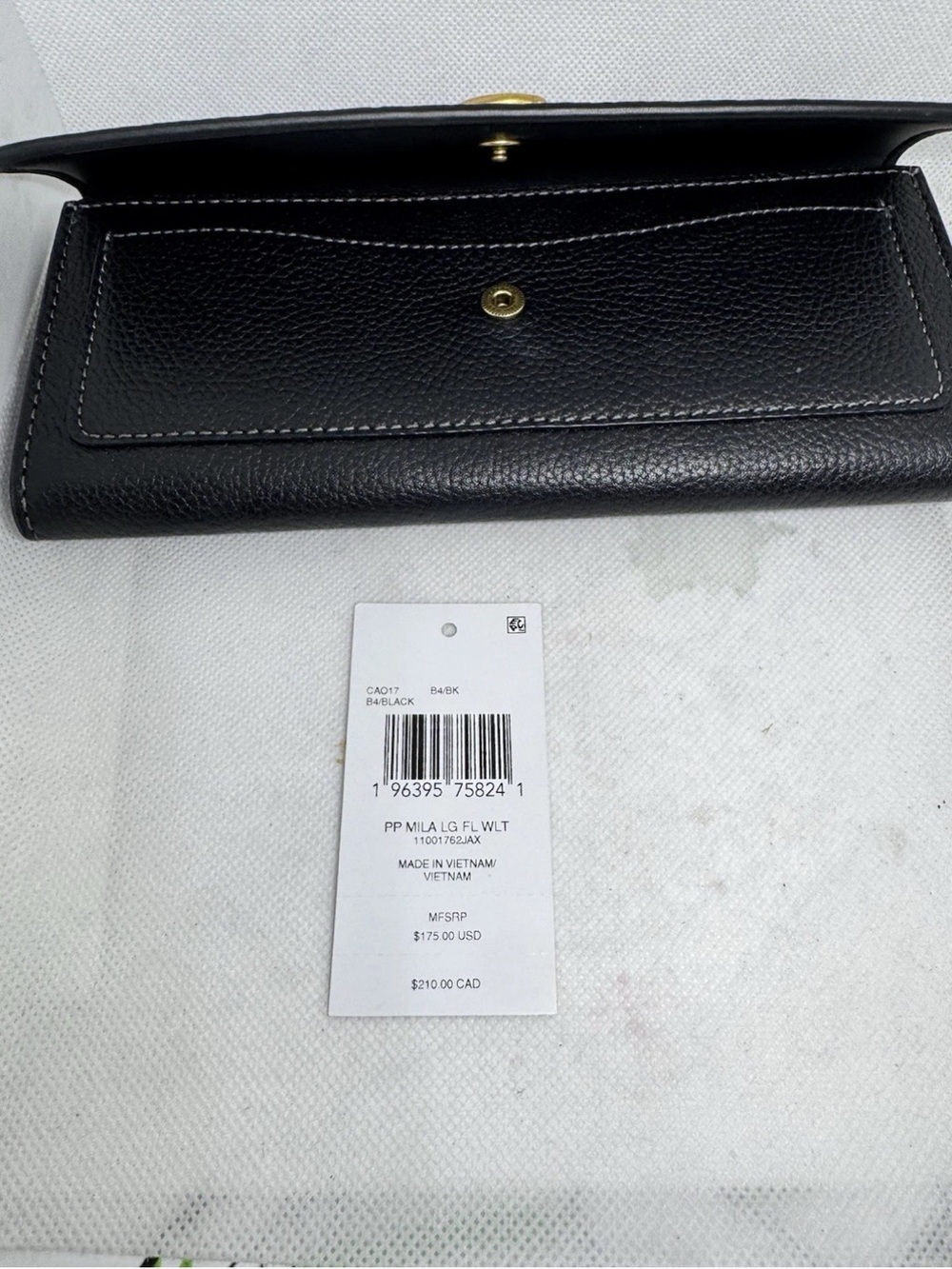 Coach Black Pebbled Leather Continental Wallet with Gold 'C' Accent - Picture 6 of 11